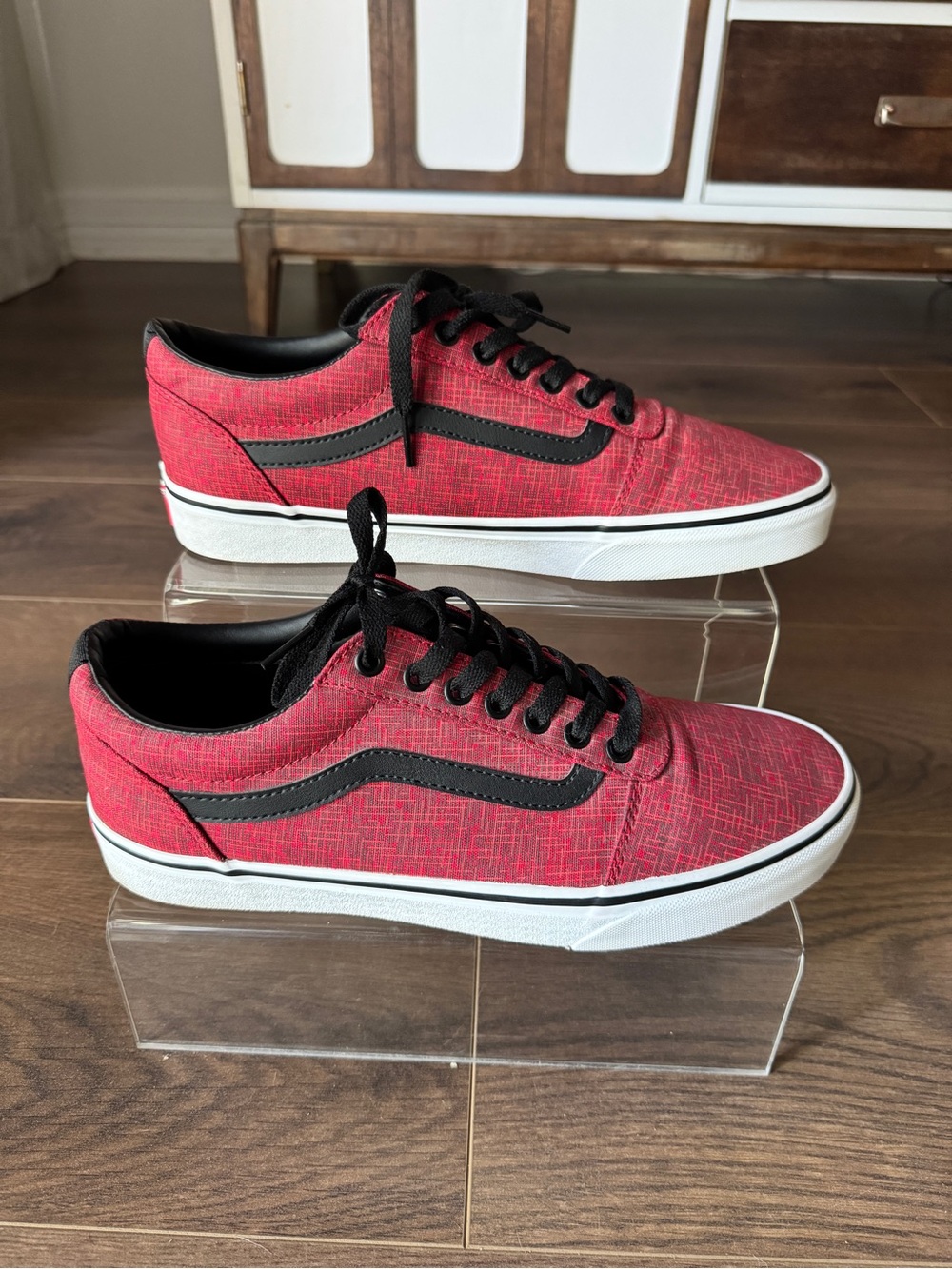 Vans Men’s Red Low-Top Canvas Sneakers with Black Stripe